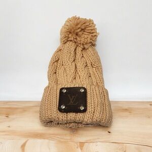 Louis Vuitton Monogram Canvas Chunky Knit Cream Pom Pom Beanie Hat